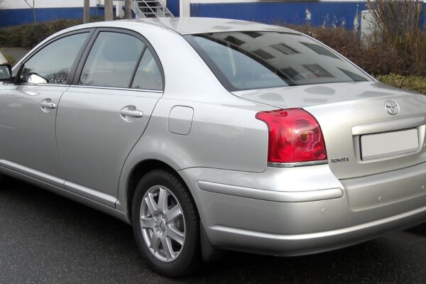 odnalezienie-toyoty-avensis-z-systemem-antykradziezowym